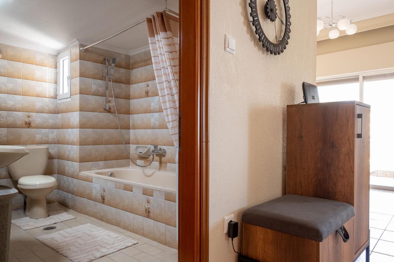 Pleasures House Kavala Apartment Екстериор снимка